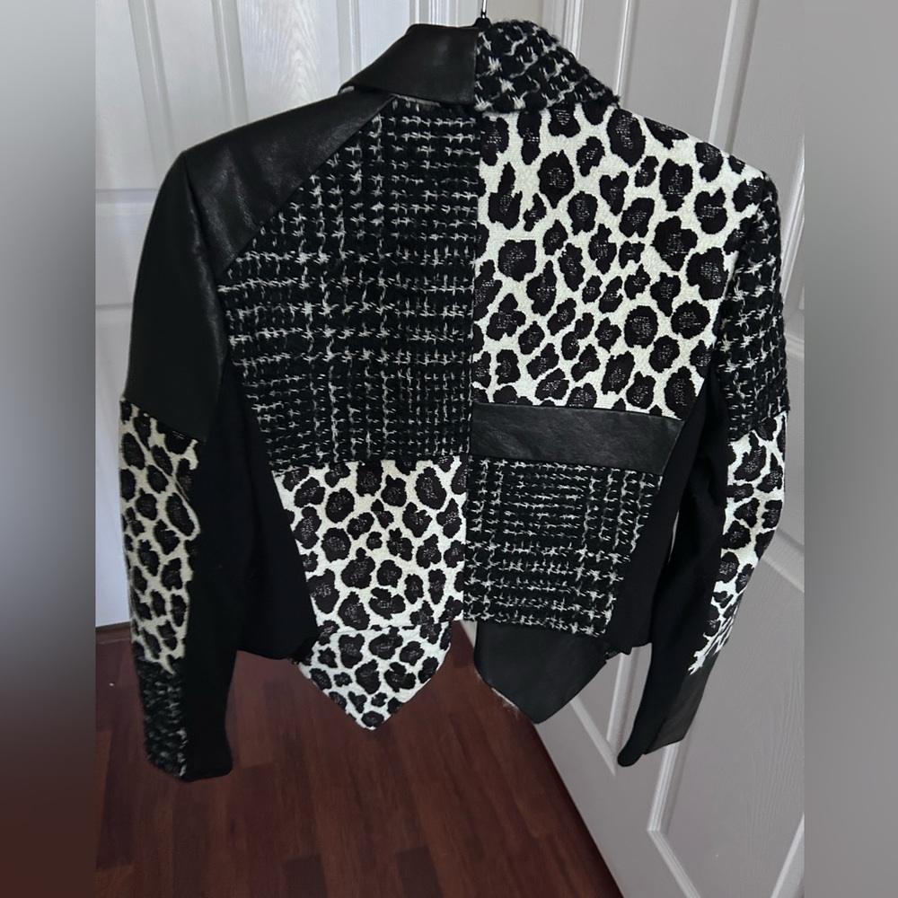 NWT Alice + Olivia Harvey Leather Patchwork Draped Lapel Blazer Jacket M - Picture 13 of 17